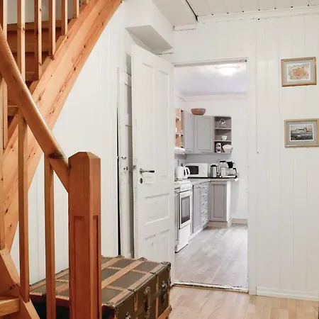 Three-bedroom Holiday In Lundegrend *